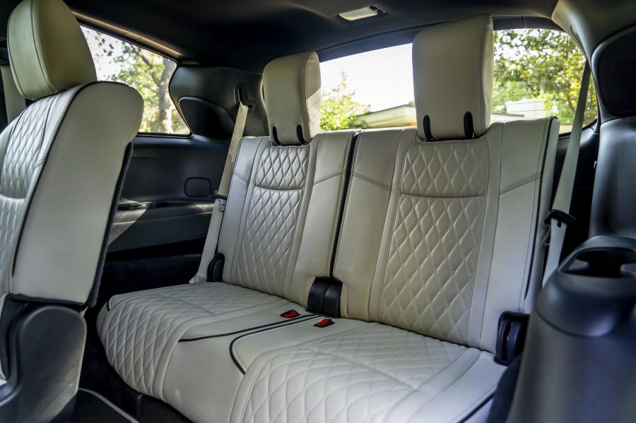 Интерьер Infiniti QX60 3.5 Limited (L50) 2018 года  (NA) (фото 37 из 40)